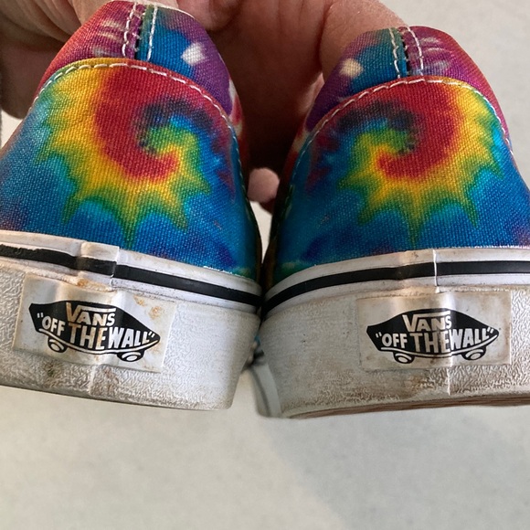 Vans Tie-Dye Slip-On Unisex Sneakers - Picture 4 of 6